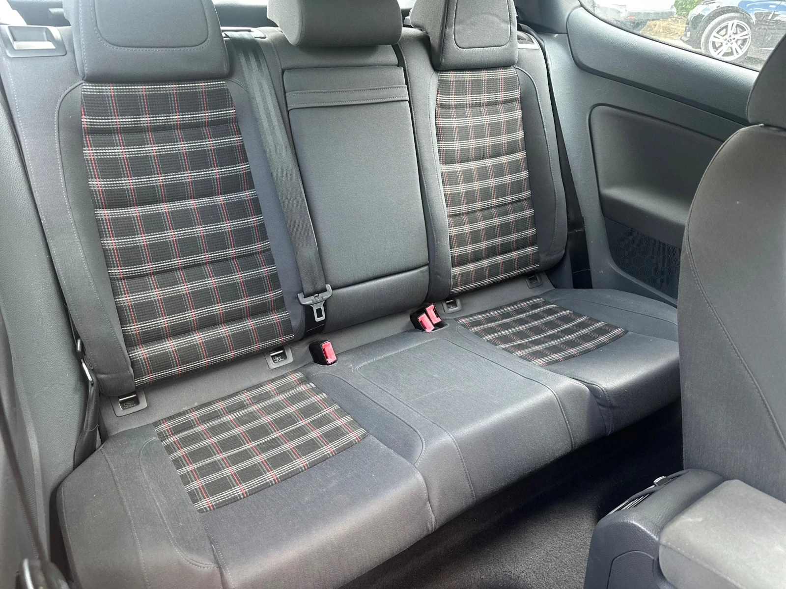 VW Golf 2.0TFSI DSG , снимка 9 - Автомобили и джипове - 55133186