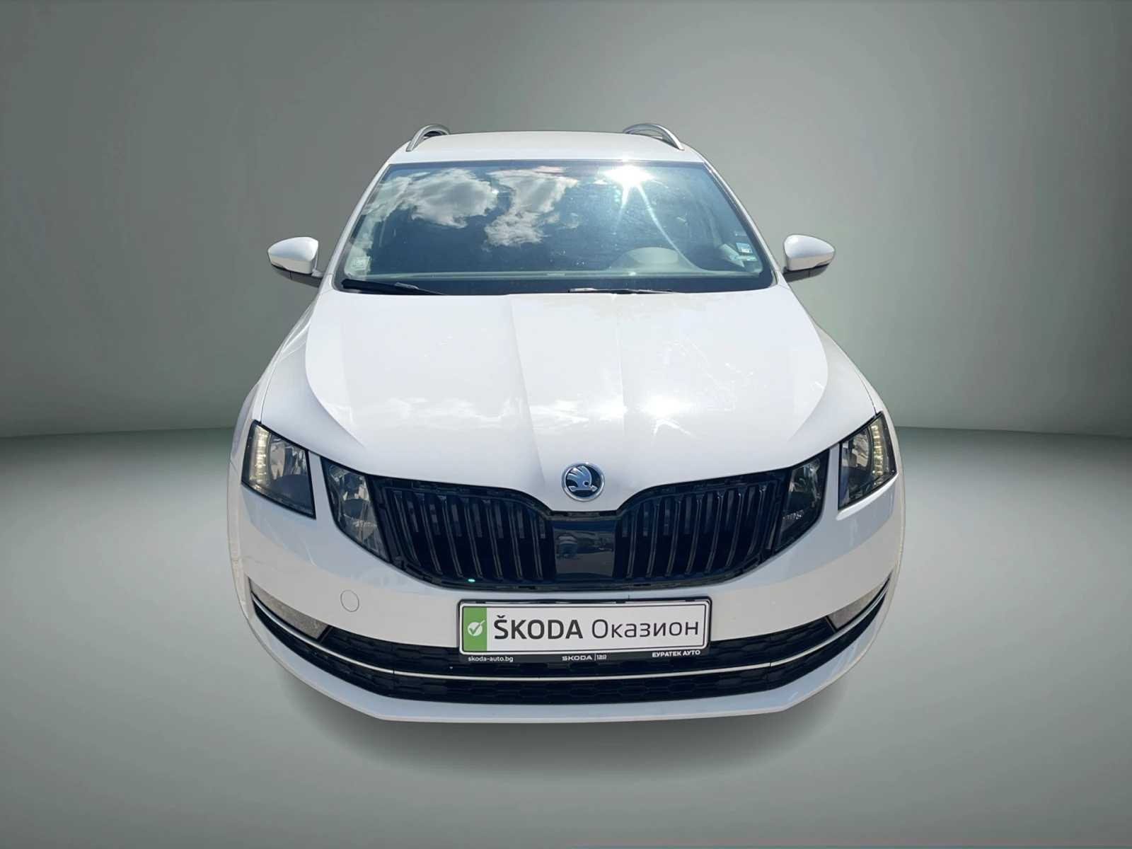 Skoda Octavia 1.6 TDI , снимка 8 - Автомобили и джипове - 55155096