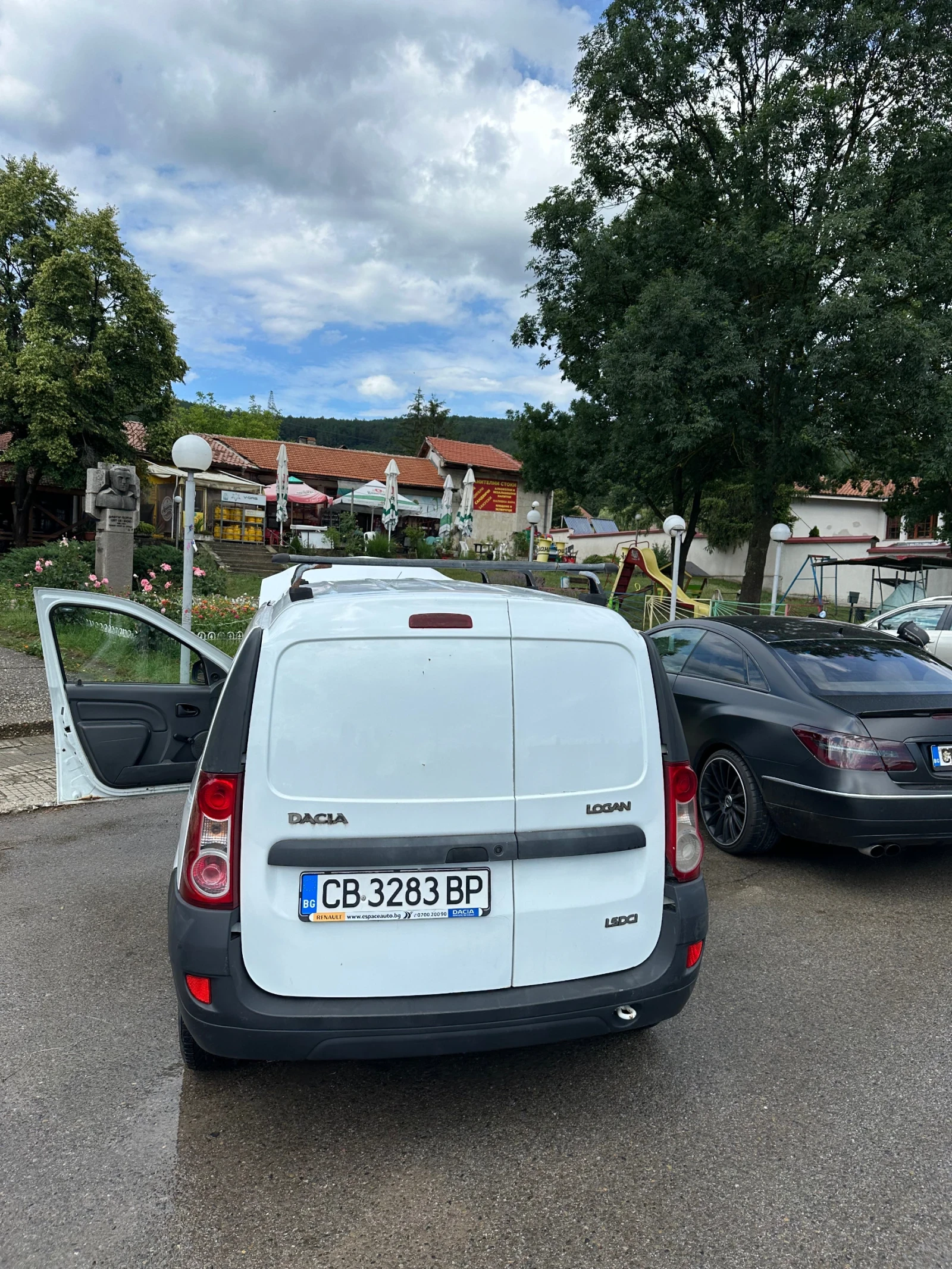 Dacia Logan, снимка 7 - Автомобили и джипове - 55227091