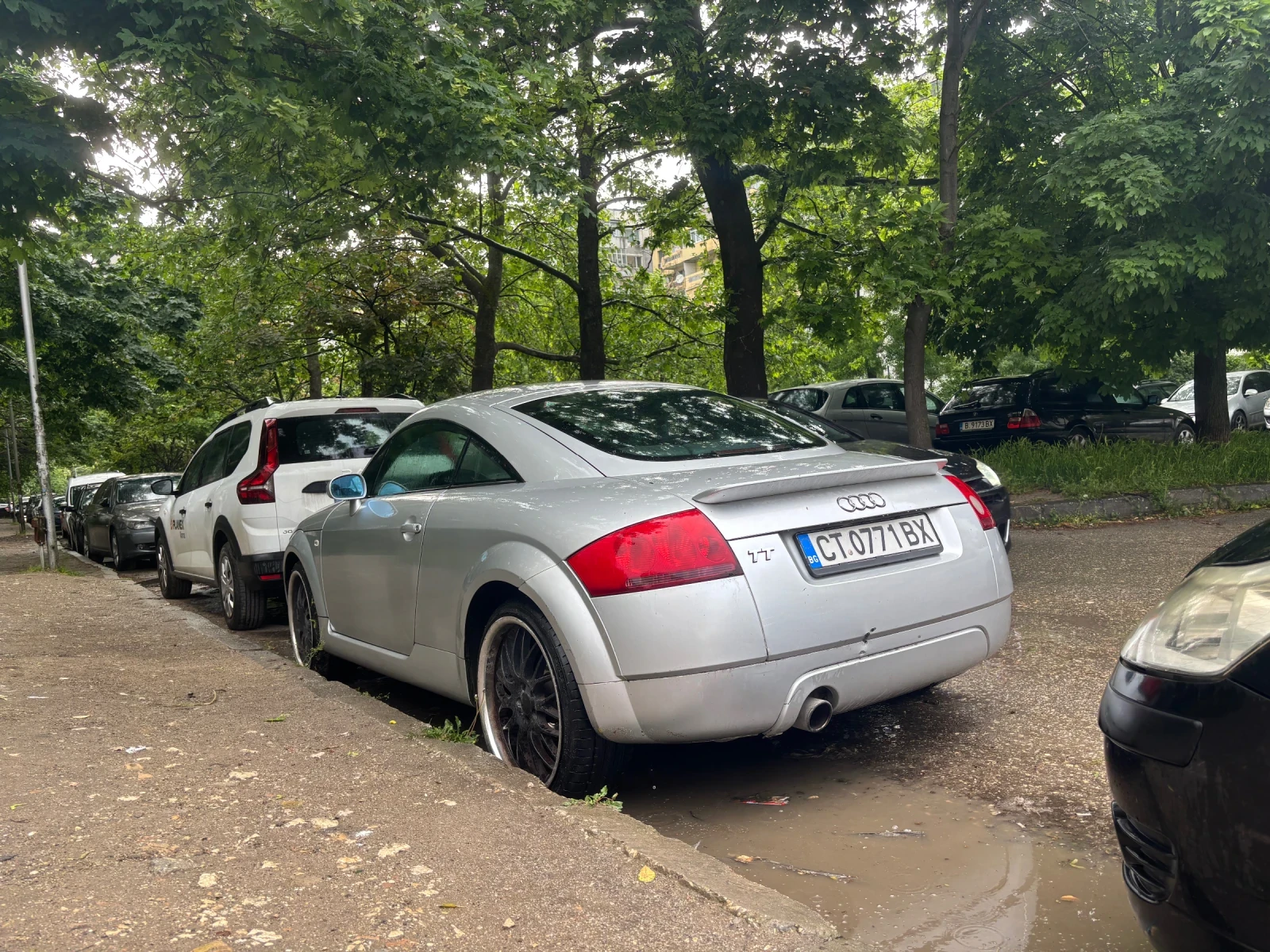 Audi Tt 1.8t, снимка 2 - Автомобили и джипове - 55335760