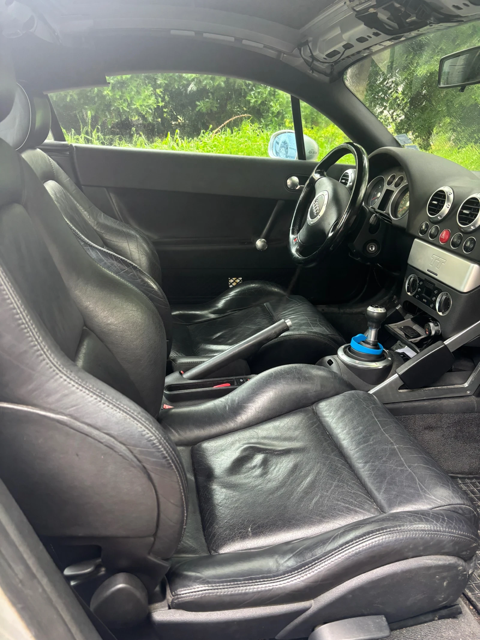 Audi Tt 1.8t, снимка 3 - Автомобили и джипове - 55335760