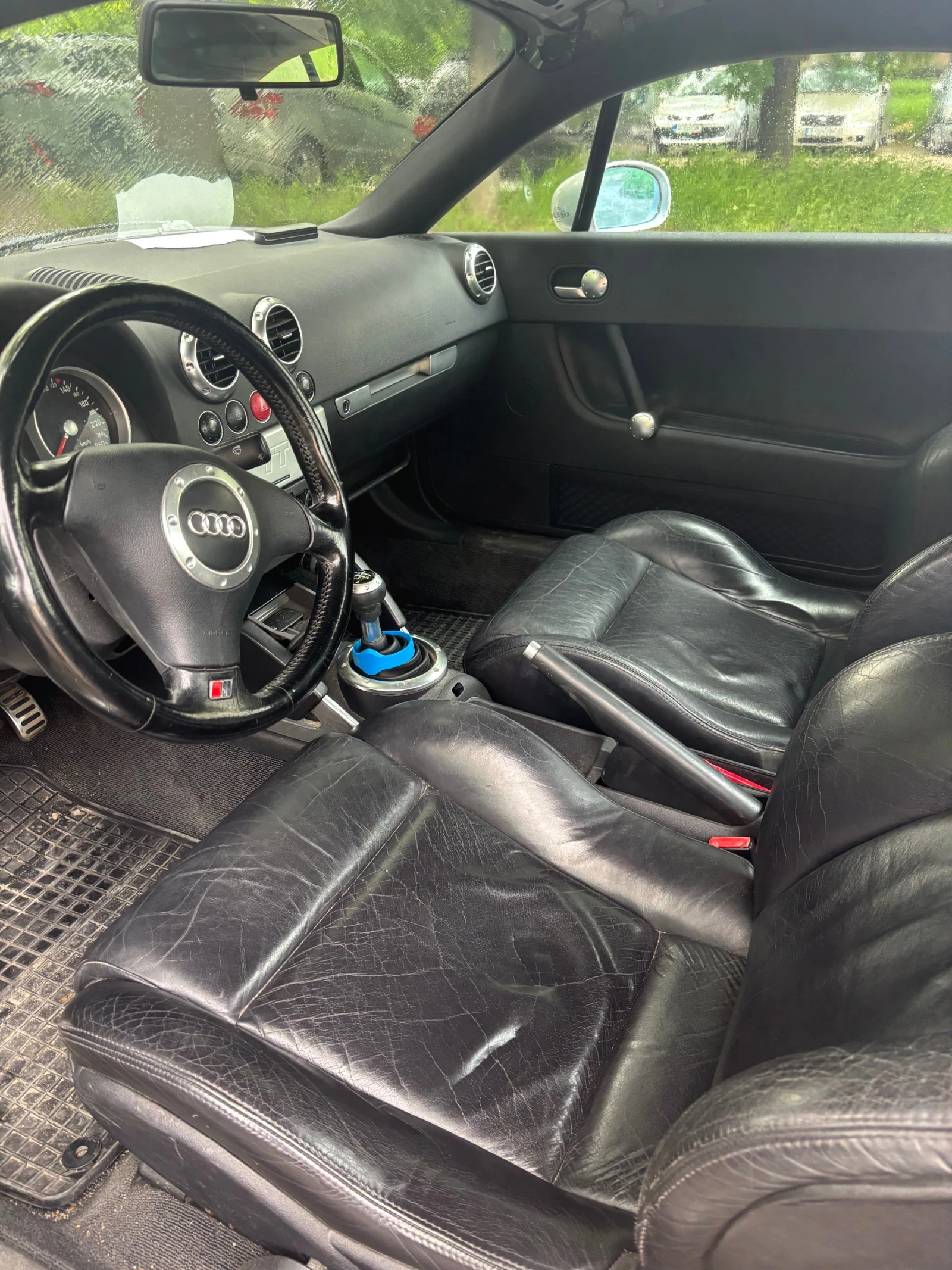 Audi Tt 1.8t, снимка 10 - Автомобили и джипове - 55335760