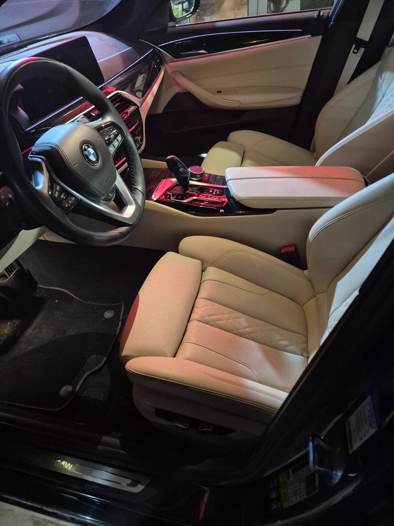 BMW 530, снимка 13 - Автомобили и джипове - 55421019