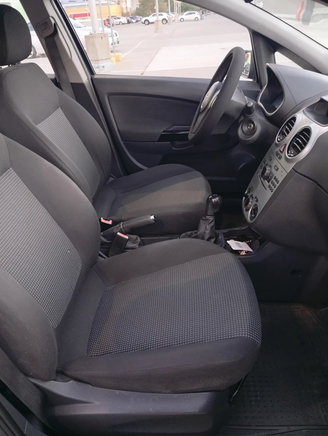 Opel Corsa 1.2i газ инжекцион , снимка 8 - Автомобили и джипове - 55491609