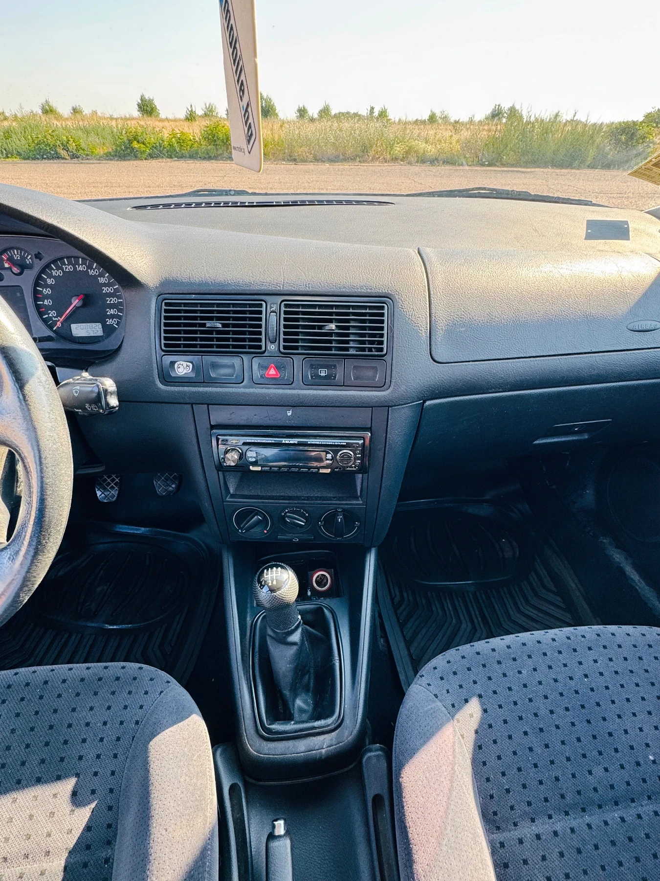 VW Golf IV, снимка 11 - Автомобили и джипове - 55583279