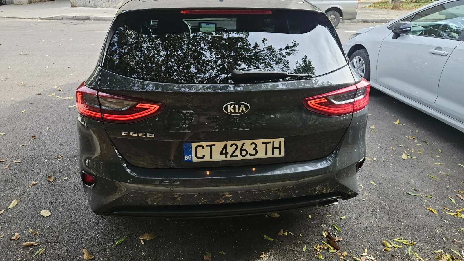 Kia Ceed, снимка 4 - Автомобили и джипове - 56439127