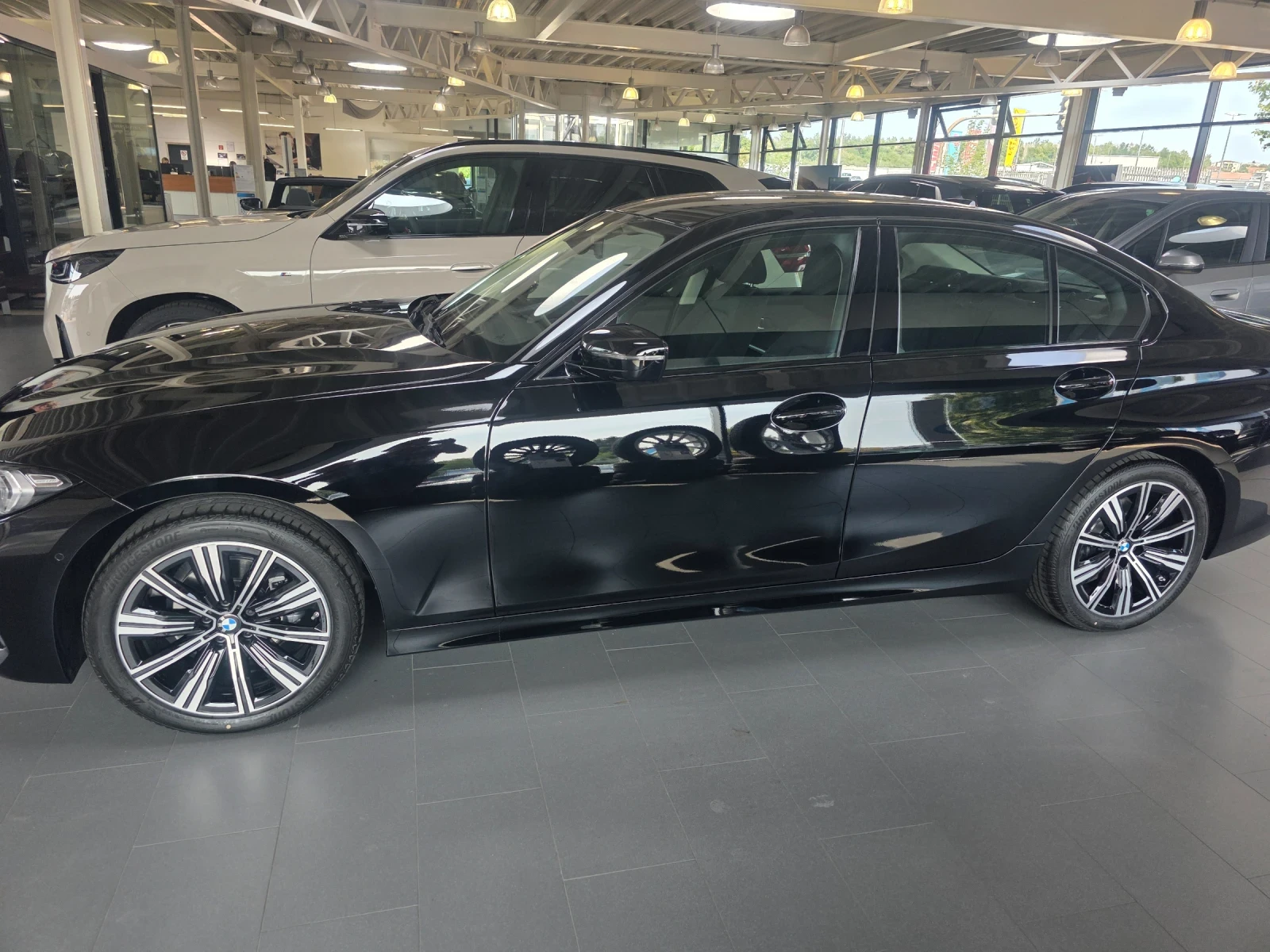 BMW 318 G20, снимка 5 - Автомобили и джипове - 56552484