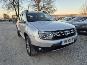 Dacia Duster 1.6i-АГУ-Navi, снимка 2
