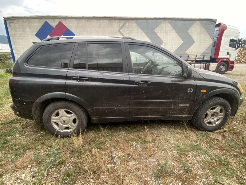 SsangYong Kyron 2.0xdi 141кс 4х4, снимка 2 - Автомобили и джипове - 47189711