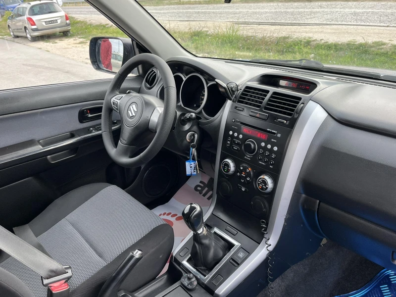 Suzuki Grand vitara 1.6I 107кс 4Х4 EURO 4 КЛИМАТИК , снимка 10 - Автомобили и джипове - 51762590