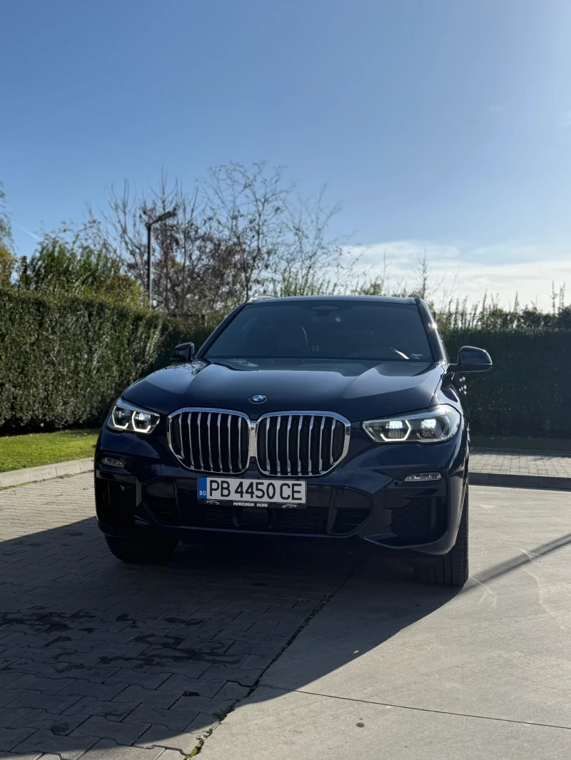 BMW X5 4.0i* M Pack* FullMax* Laser* SoftClose* SWAROVSKI, снимка 3 - Автомобили и джипове - 52794851