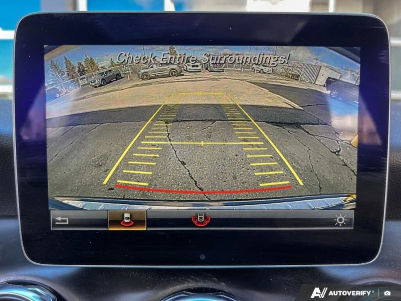 Mercedes-Benz GLA 250 4MATIC ПОДГРЕВ* CAM* CARPLAY* KEYLESS* , снимка 9 - Автомобили и джипове - 52838309