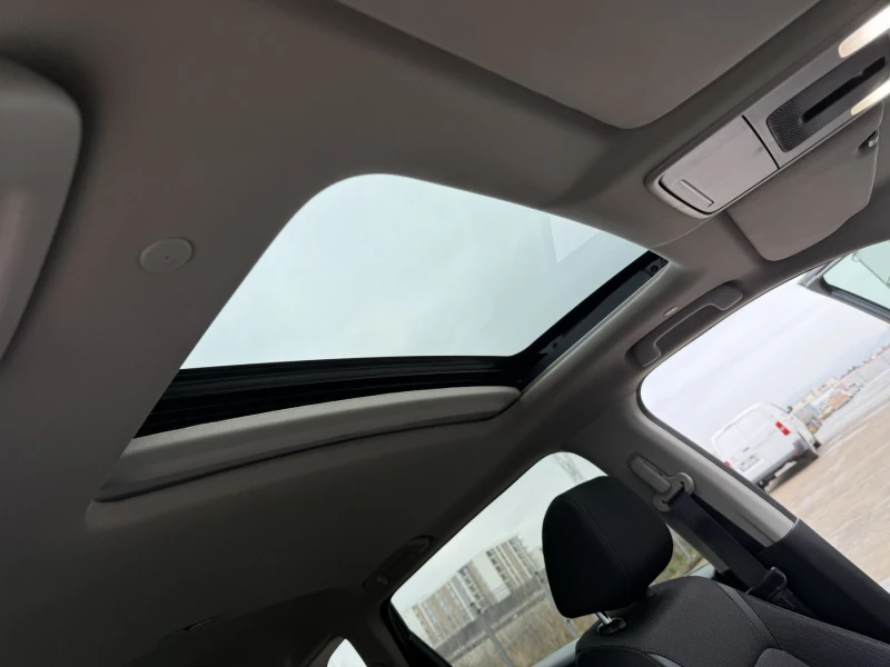 Honda Cr-v SPORT 1.5i FULL SPEC, снимка 7 - Автомобили и джипове - 52876599