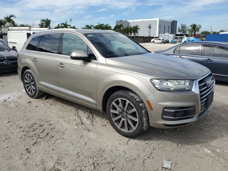 Audi Q7 Premium Plus, снимка 3 - Автомобили и джипове - 53007674