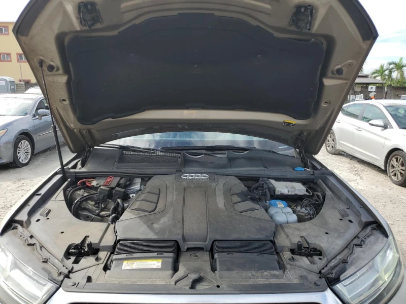 Audi Q7 Premium Plus, снимка 12 - Автомобили и джипове - 53007674