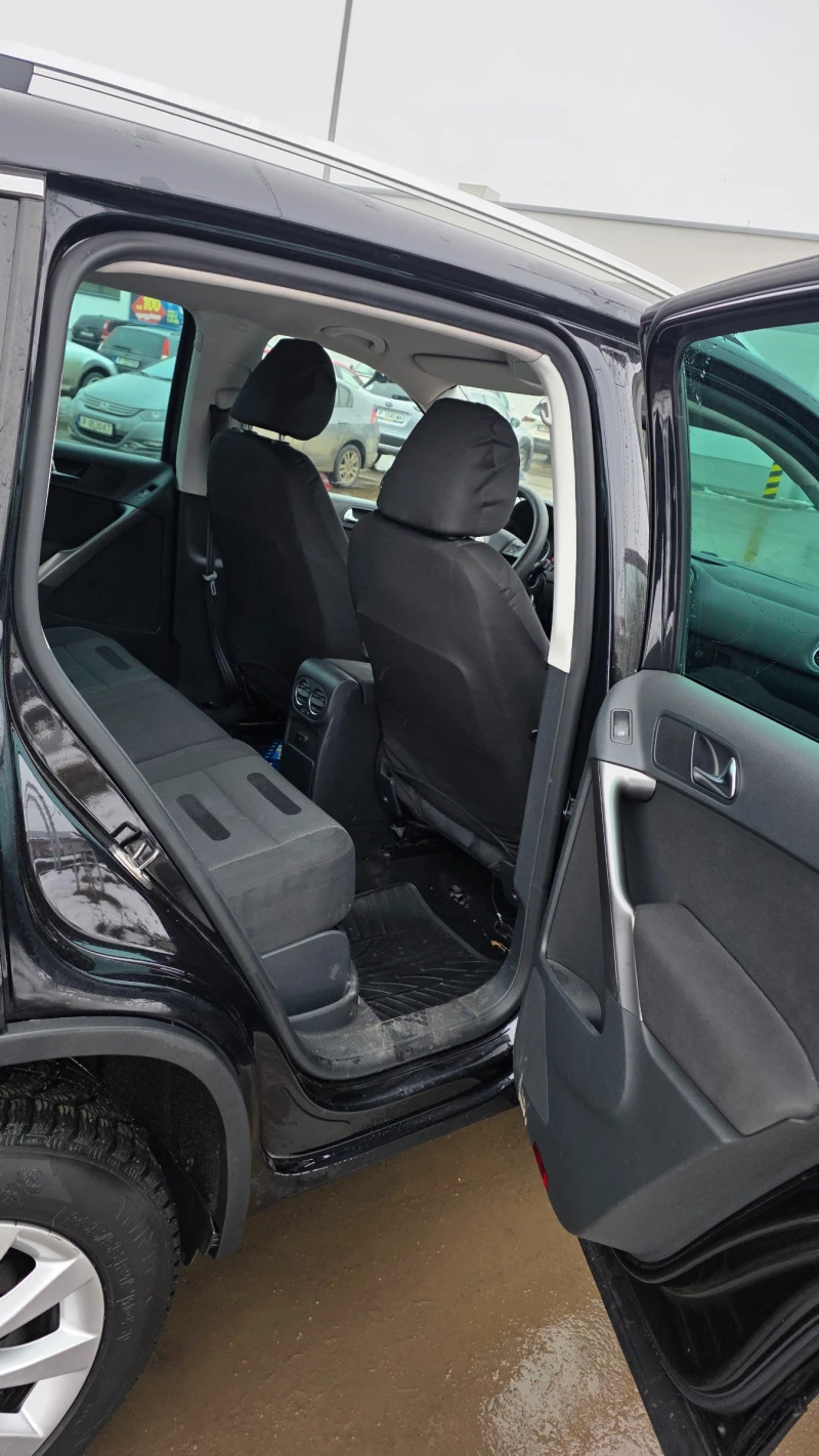 VW Tiguan 2.0TDI, снимка 8 - Автомобили и джипове - 53226021