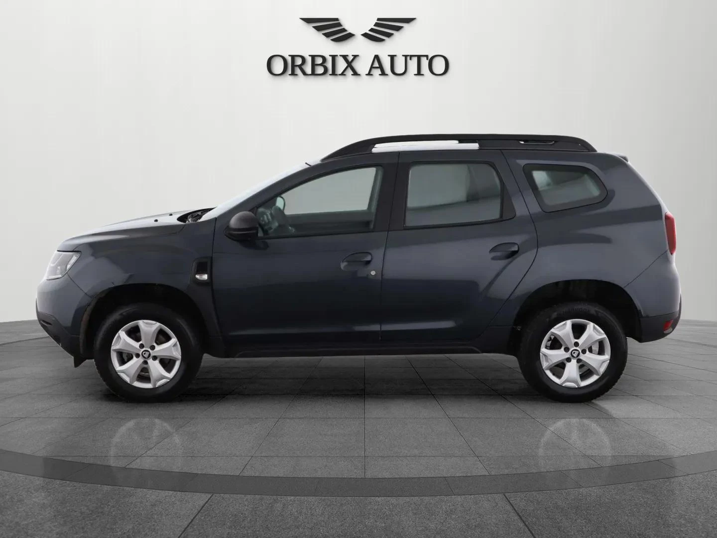 Dacia Duster 1.6i ГАЗ-БЕНЗИН// 77000км//ВЪРНАТ ОТ ЛИЗИНГ - изображение 2