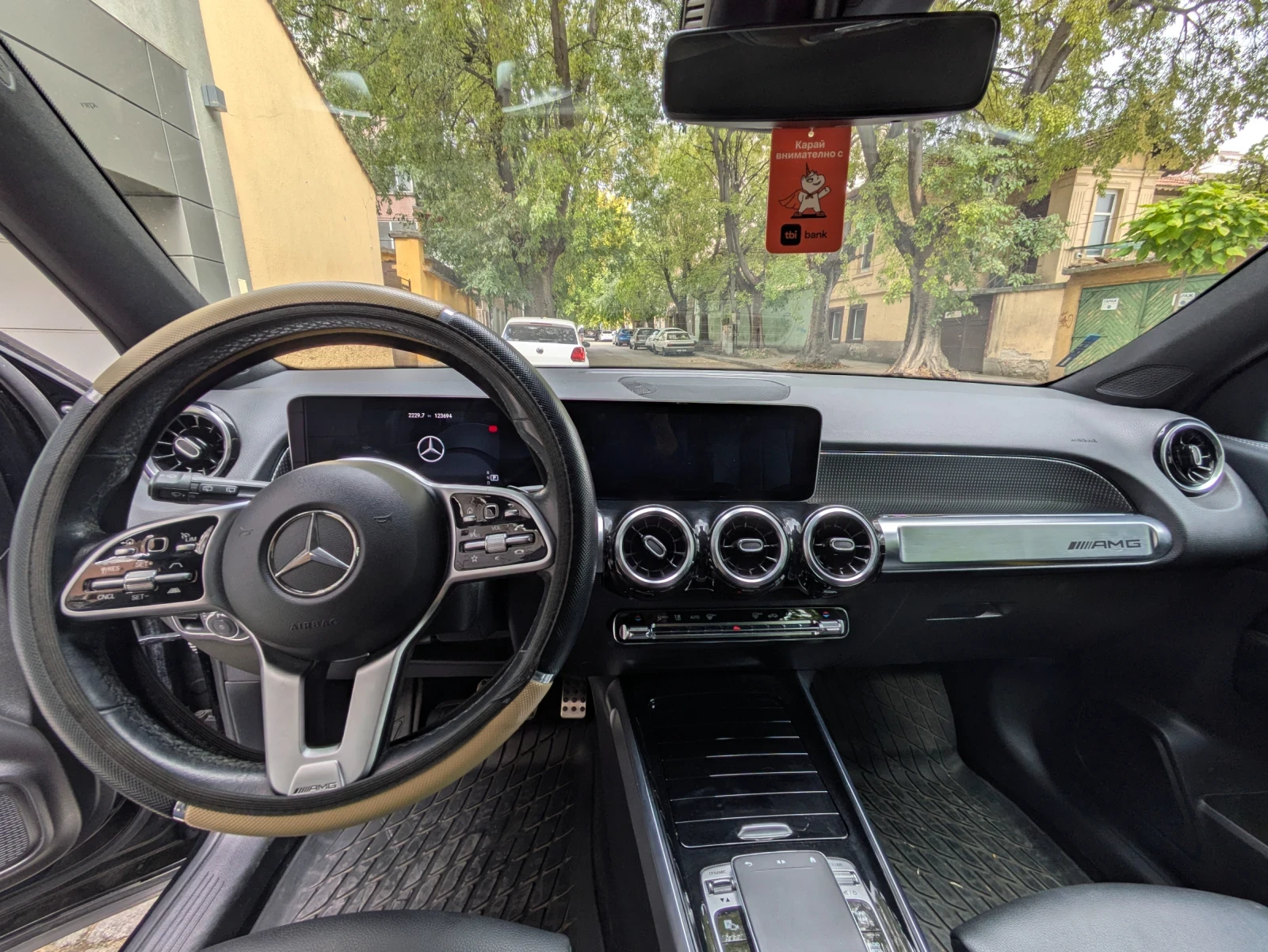 Mercedes-Benz GLB AMG - изображение 3