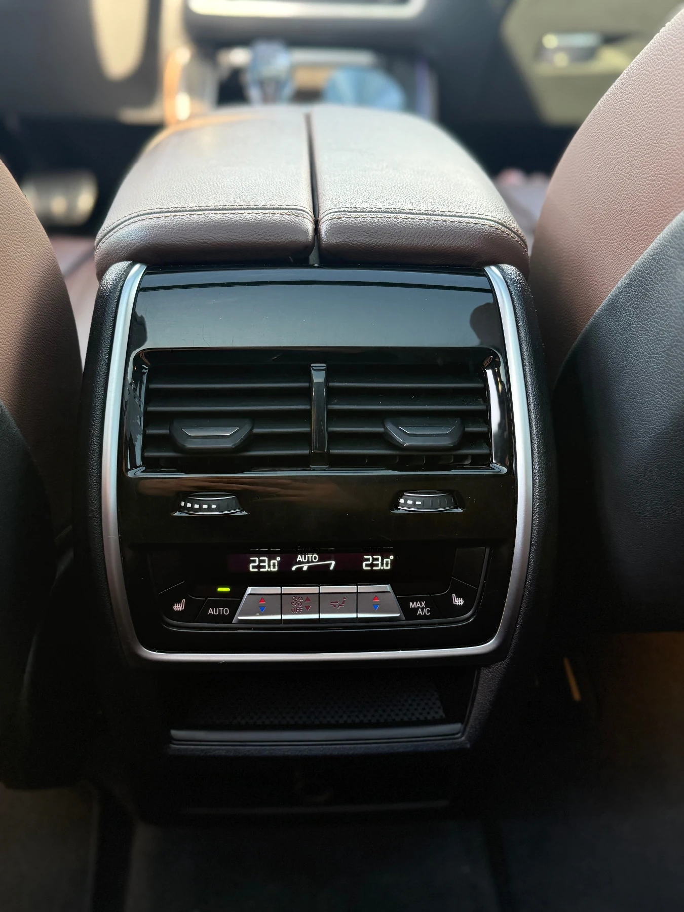 BMW X5 4.0i* M Pack* FullMax* Laser* SoftClose* SWAROVSKI | Mobile.bg � ����������� 11