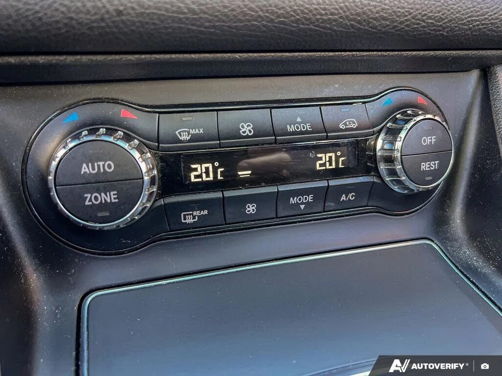 Mercedes-Benz GLA 250 4MATIC �������* CAM* CARPLAY* KEYLESS*  | Mobile.bg � ����������� 12