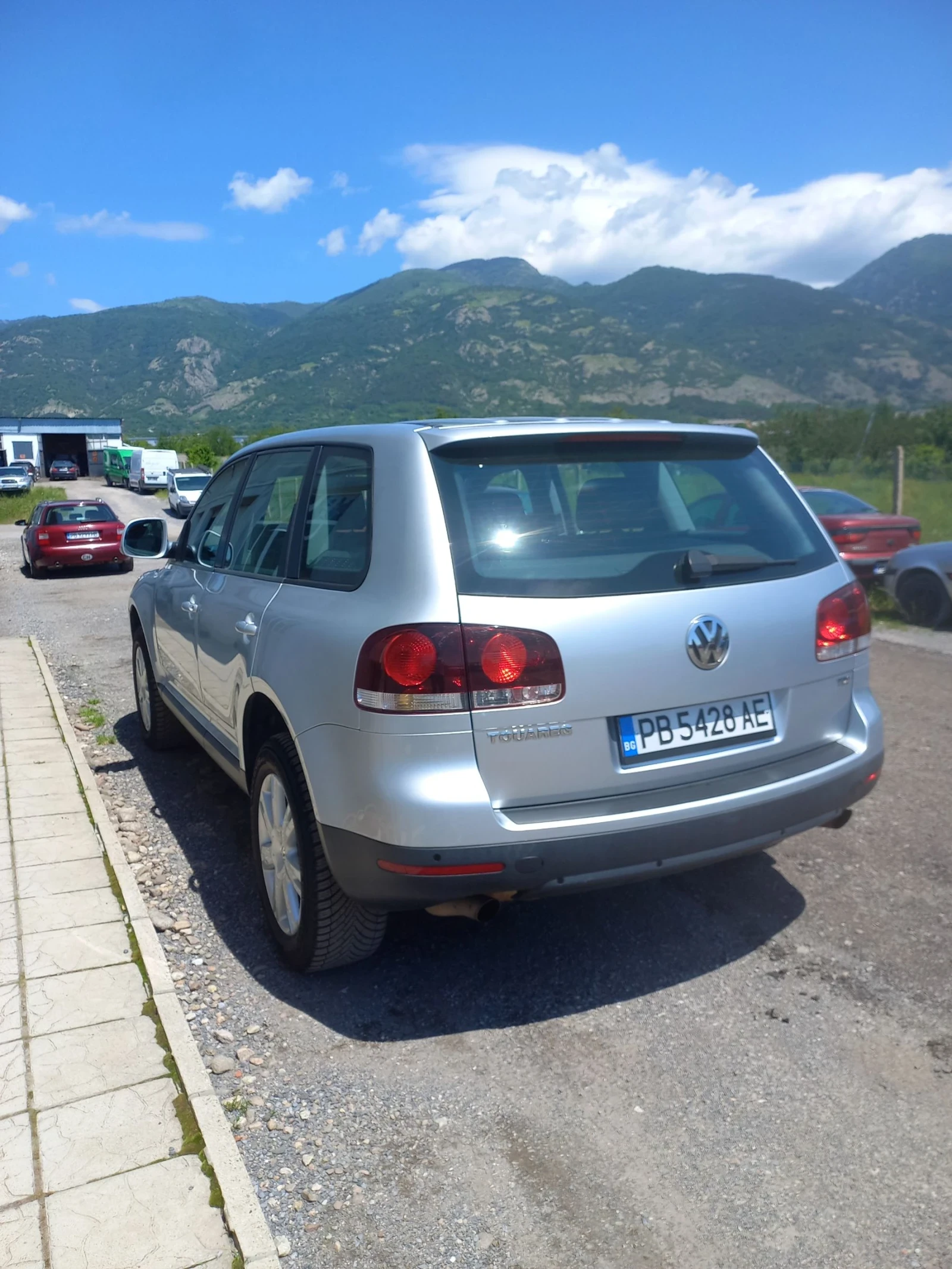 VW Touareg 2.5 - изображение 5