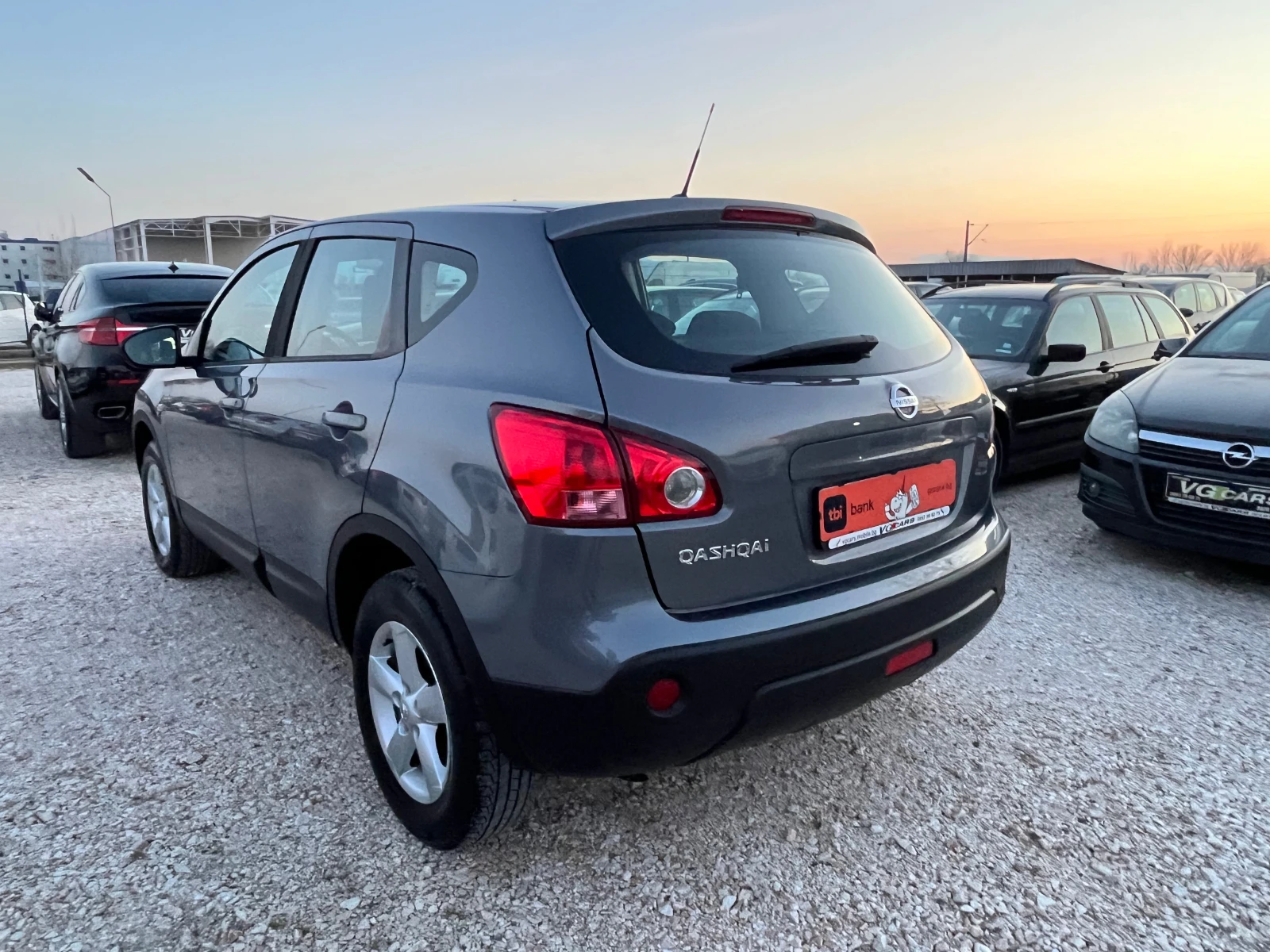 Nissan Qashqai 2.0D, 150ck, 4x4, ЛИЗИНГ, снимка 5 - Автомобили и джипове - 53838958