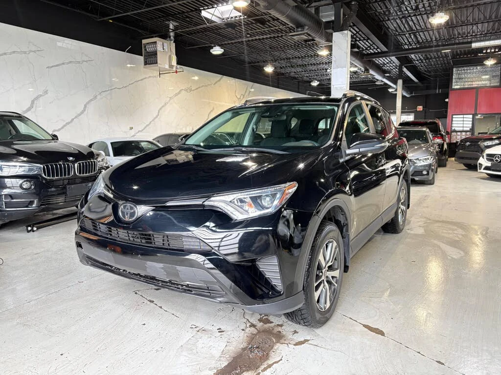Toyota Rav4 LE