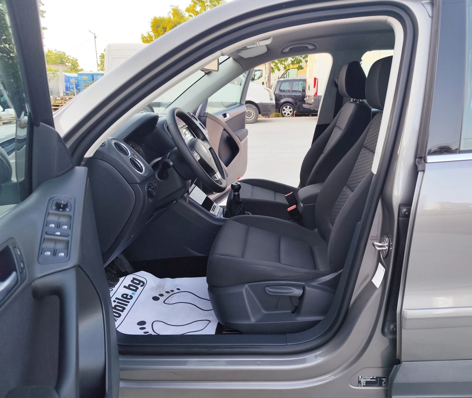 VW Tiguan 2.0TDI-4-MOTION-NAVI-������-OFF-ROAD | Mobile.bg � ����������� 10