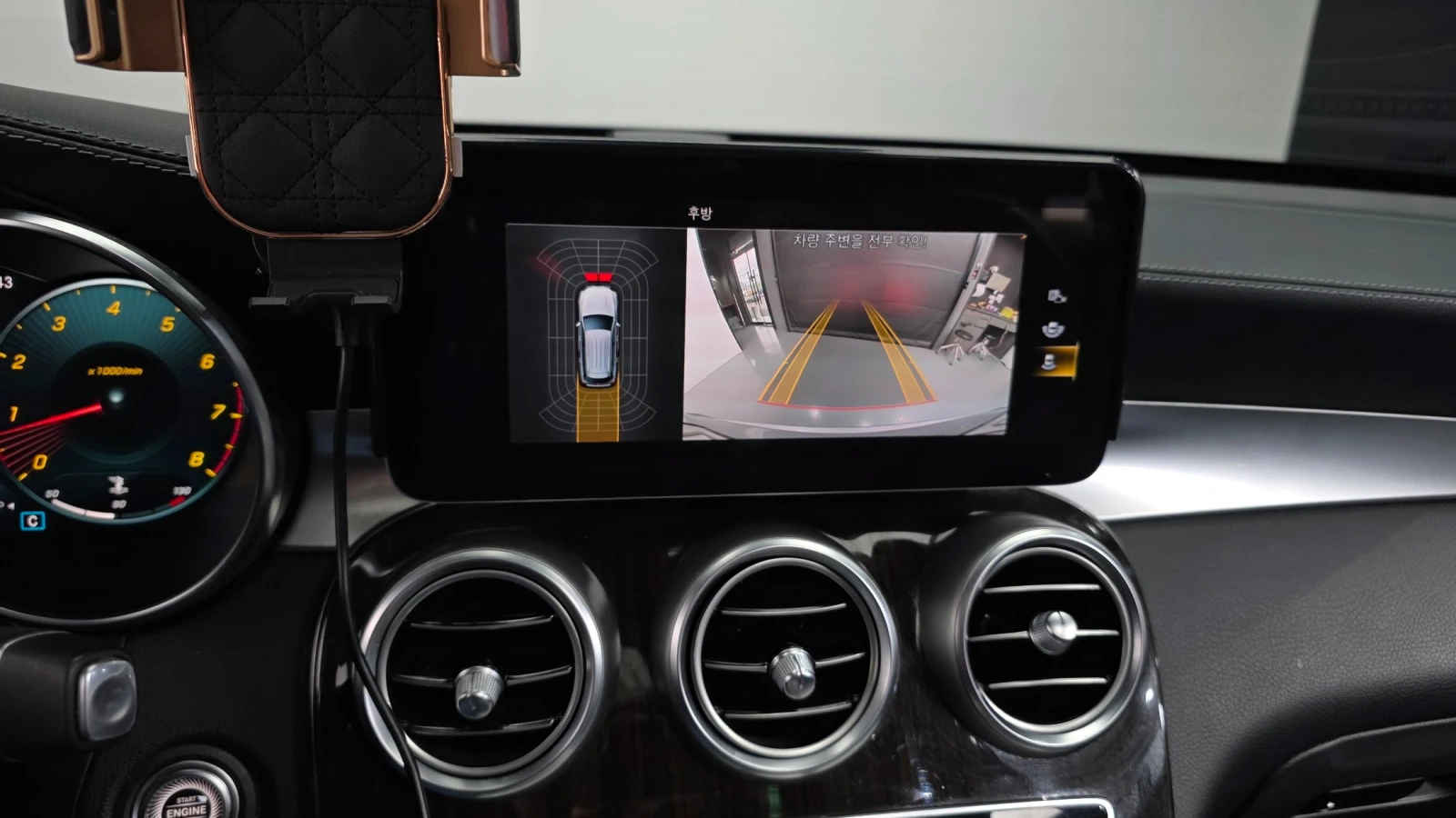 Mercedes-Benz GLC 300 4MATIC, снимка 14 - Автомобили и джипове - 55466486