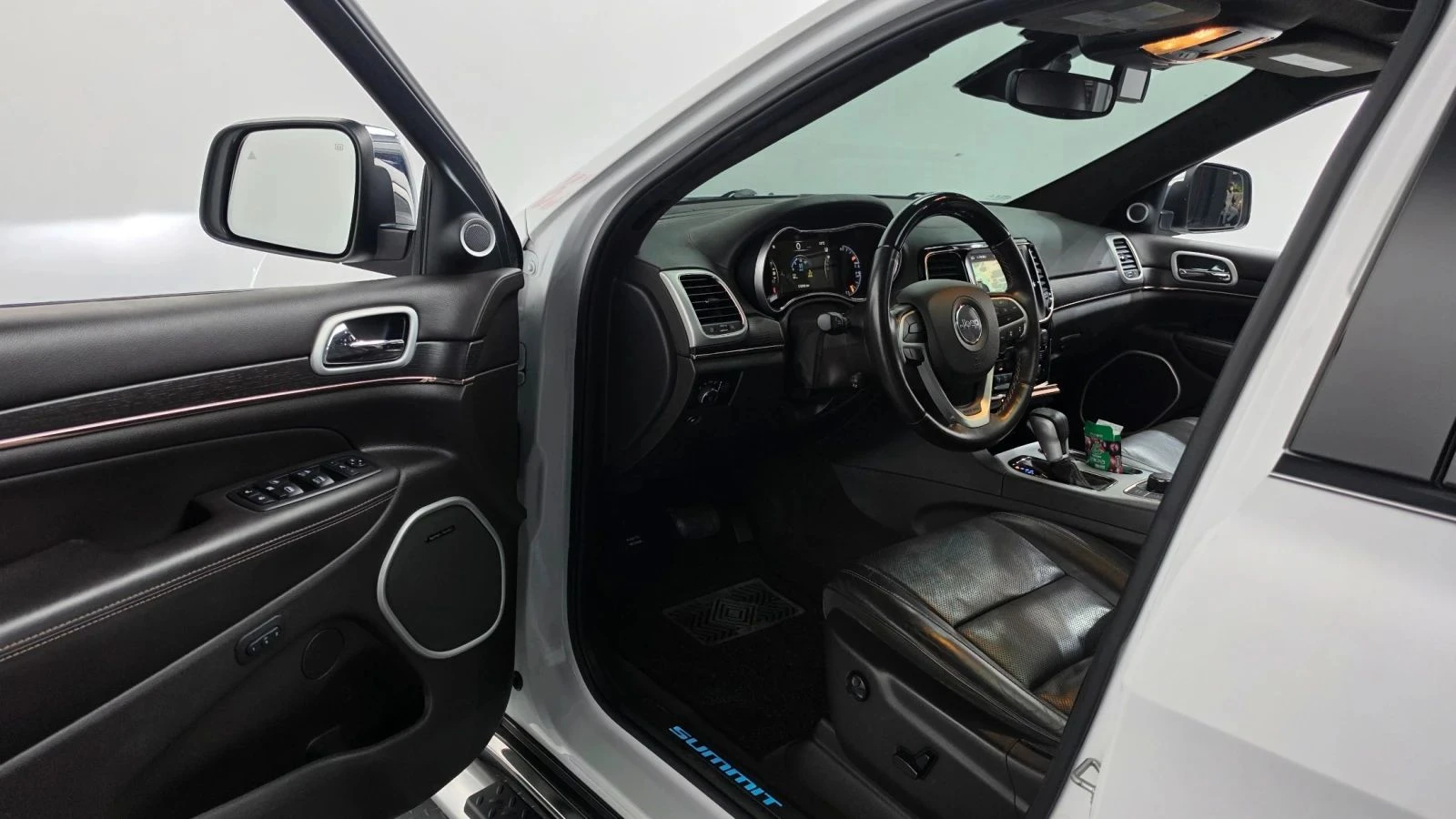 Jeep Grand cherokee, снимка 7 - Автомобили и джипове - 56713376