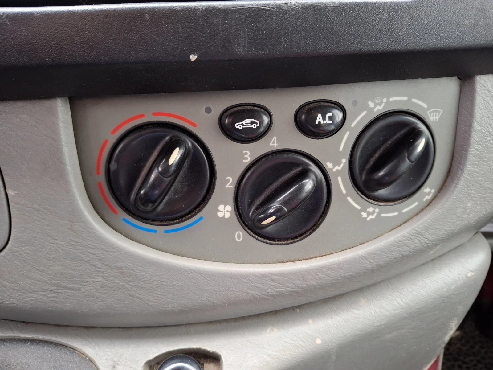 Renault Trafic 2.5DCI | Mobile.bg � ����������� 3