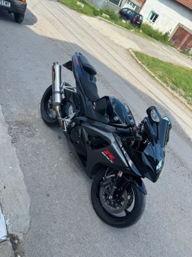 ����� �� �������� �� Suzuki Gsxr K8-1000