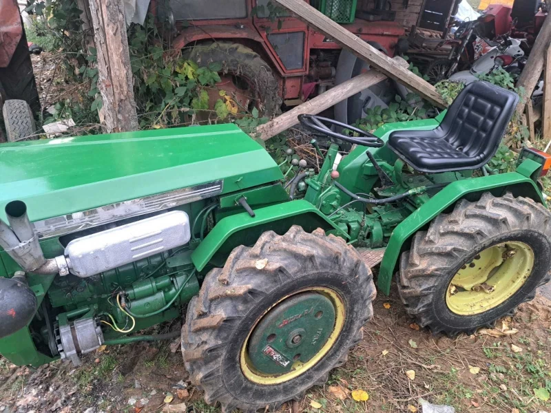 Трактор Ferrari 35 коня , снимка 2 - Селскостопанска техника - 52239909