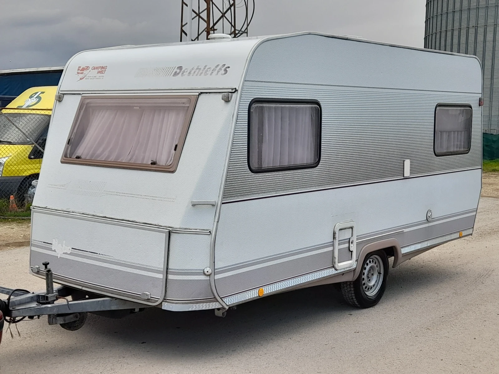 Каравана Reimo DETHLEFFS, снимка 2 - Каравани и кемпери - 54014643