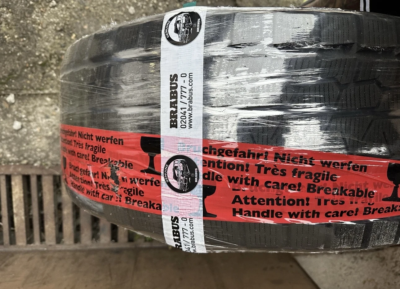    285/45R22  Mercedes-Benz G | Mobile.bg   5