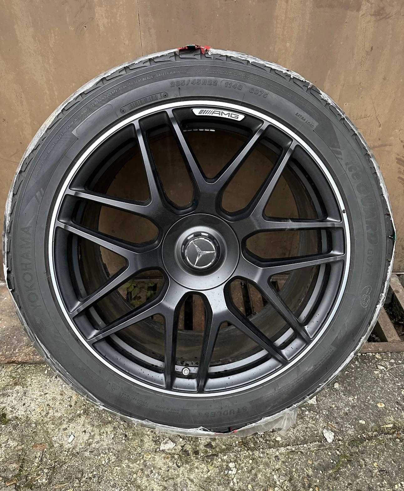    285/45R22  Mercedes-Benz G | Mobile.bg   1