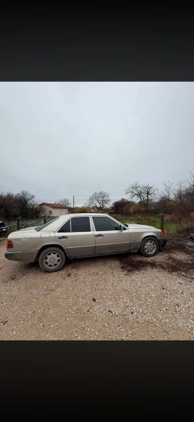 Mercedes-Benz 124 200E , снимка 2