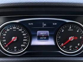 Mercedes-Benz E 220 S213, снимка 10