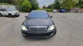     Mercedes-Benz S 600 V12