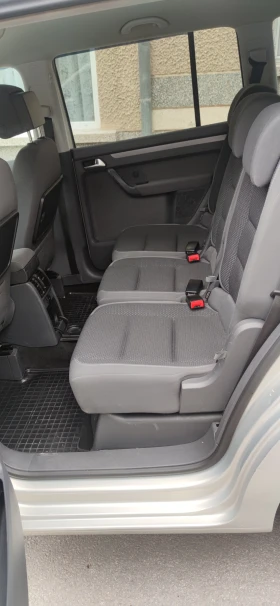 VW Touran 1.6 TDI | Mobile.bg    15