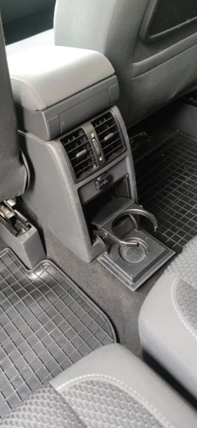 VW Touran 1.6 TDI | Mobile.bg    14
