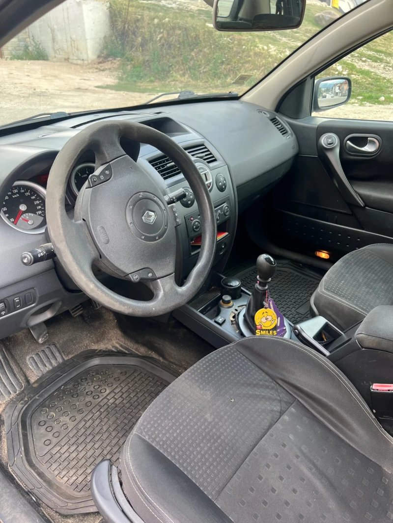 Renault Megane Газ* , снимка 5 - Автомобили и джипове - 47132805