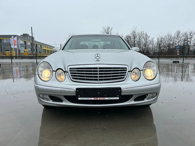 Mercedes-Benz E 220 2.2CDI-150k. Автоматик, Реални км, Евро4, снимка 10 - Автомобили и джипове - 48239838