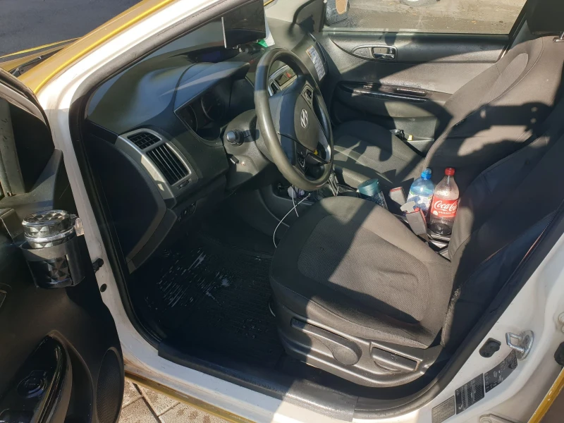 Hyundai I20  1 3 газ  2013 5999 лв, снимка 7 - Автомобили и джипове - 52154358