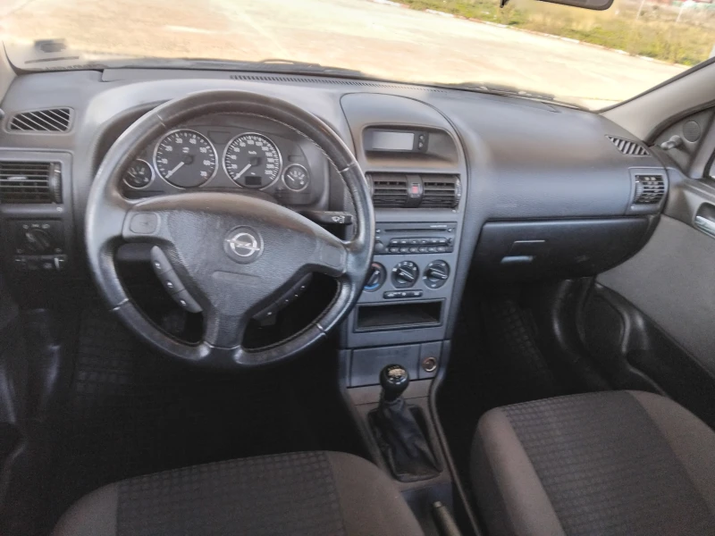 Opel Astra 1, 6, снимка 7 - Автомобили и джипове - 52791778