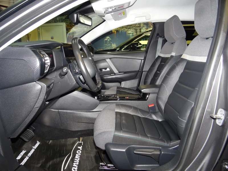 Citroen C4 1.5 BLUE HDI SHINE EAT8 131, снимка 7 - Автомобили и джипове - 52965628