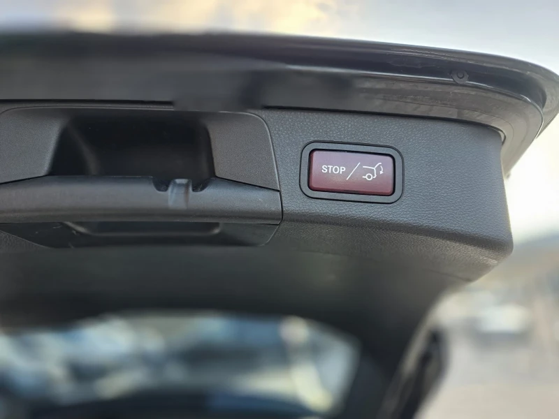 Mercedes-Benz C 250 AMG-Lein Панорама Навигация Камера , снимка 15 - Автомобили и джипове - 53137305