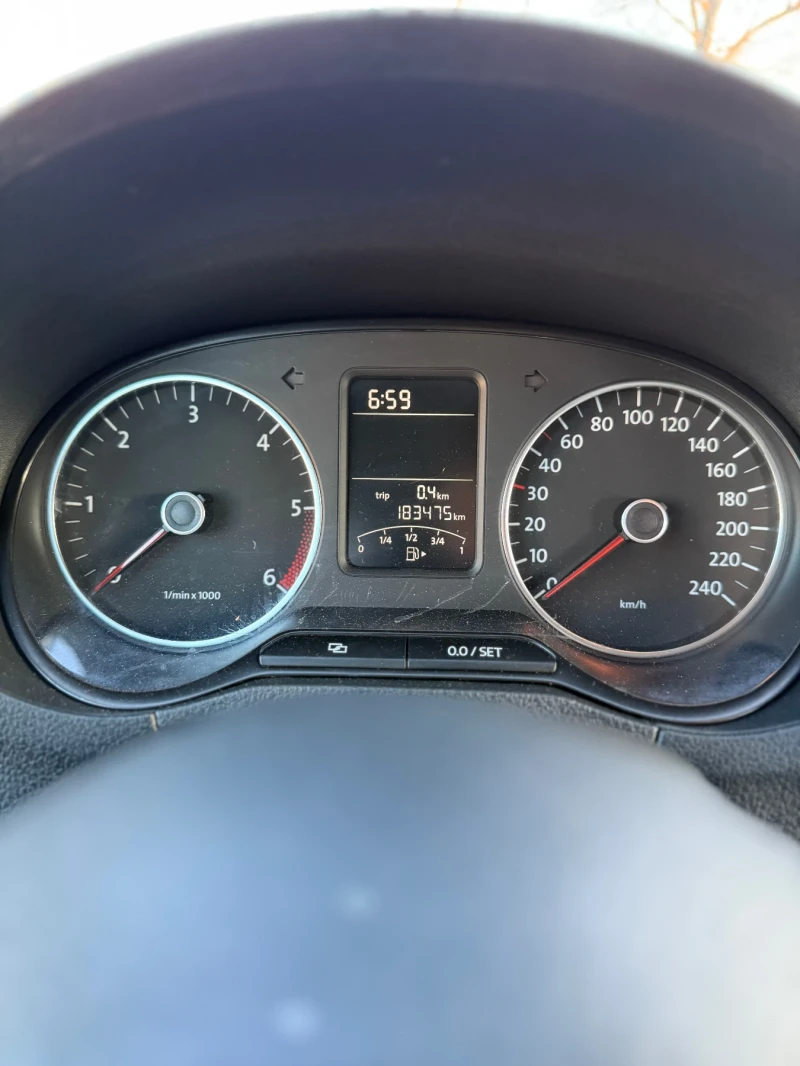 VW Polo 1.2/ Blue Motion 75кс EURO5, снимка 11 - Автомобили и джипове - 53167016