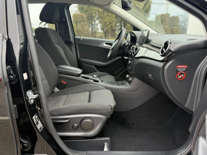 Mercedes-Benz B 200 Automat , снимка 12 - Автомобили и джипове - 53396029