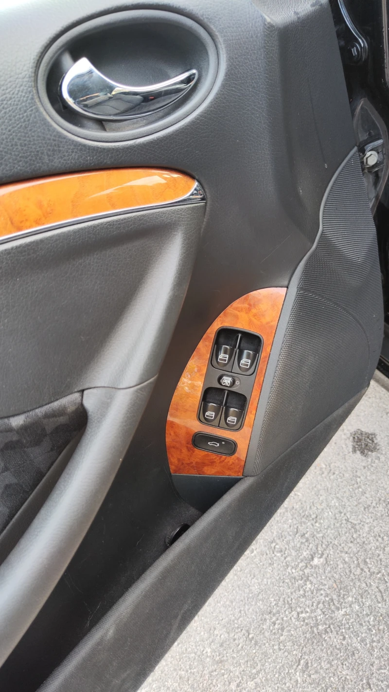 Mercedes-Benz CLK 270, снимка 10 - Автомобили и джипове - 53445312